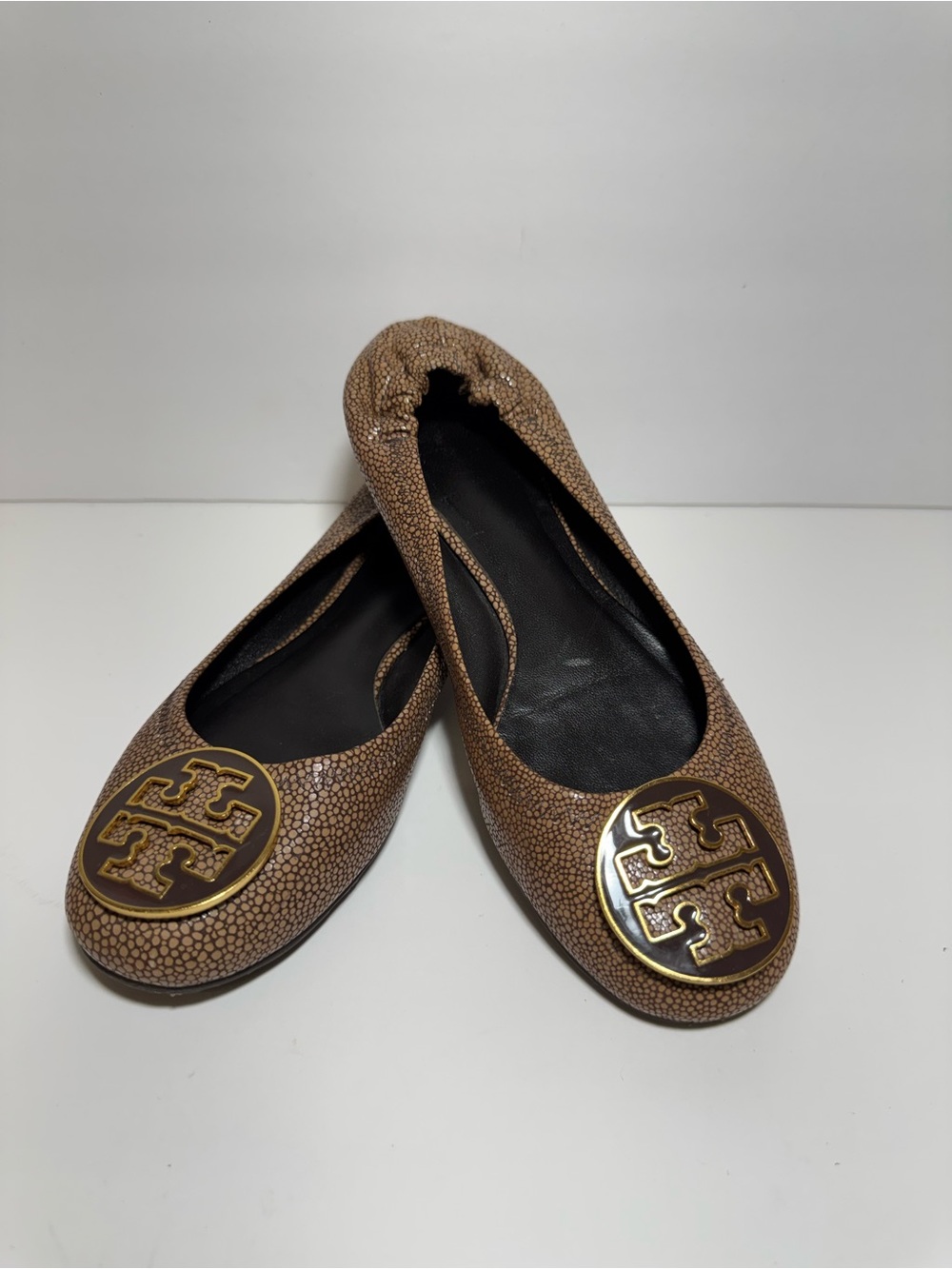 TORY BURCH "Reva" Coconut Brown Logo Stingray Leather Ballet Flats Size 6